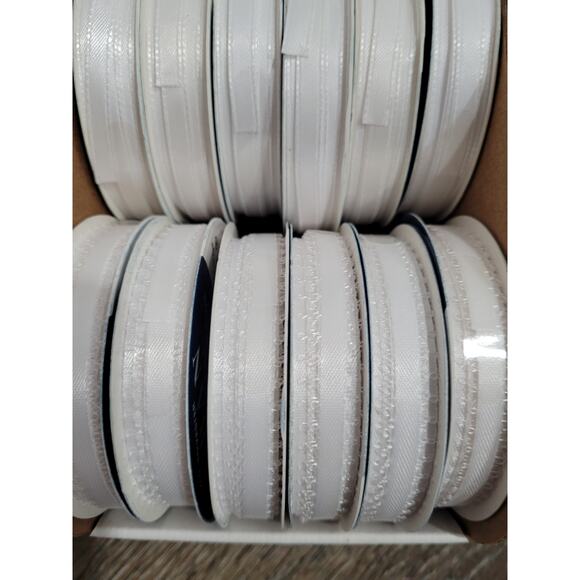 Ruban White Ribbon Assortment Box of 24 3 designs 5mm Small Ribbon NEW - Picture 2 of 9